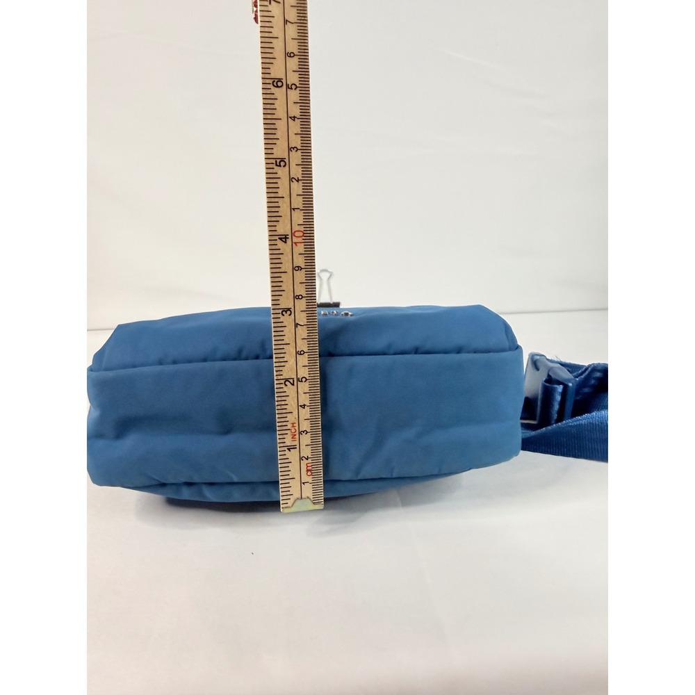 Athleta Blue Belt Bag Crossbody Waist Pack Adjustable Strap Nylon One Size EUC - Picture 3 of 7